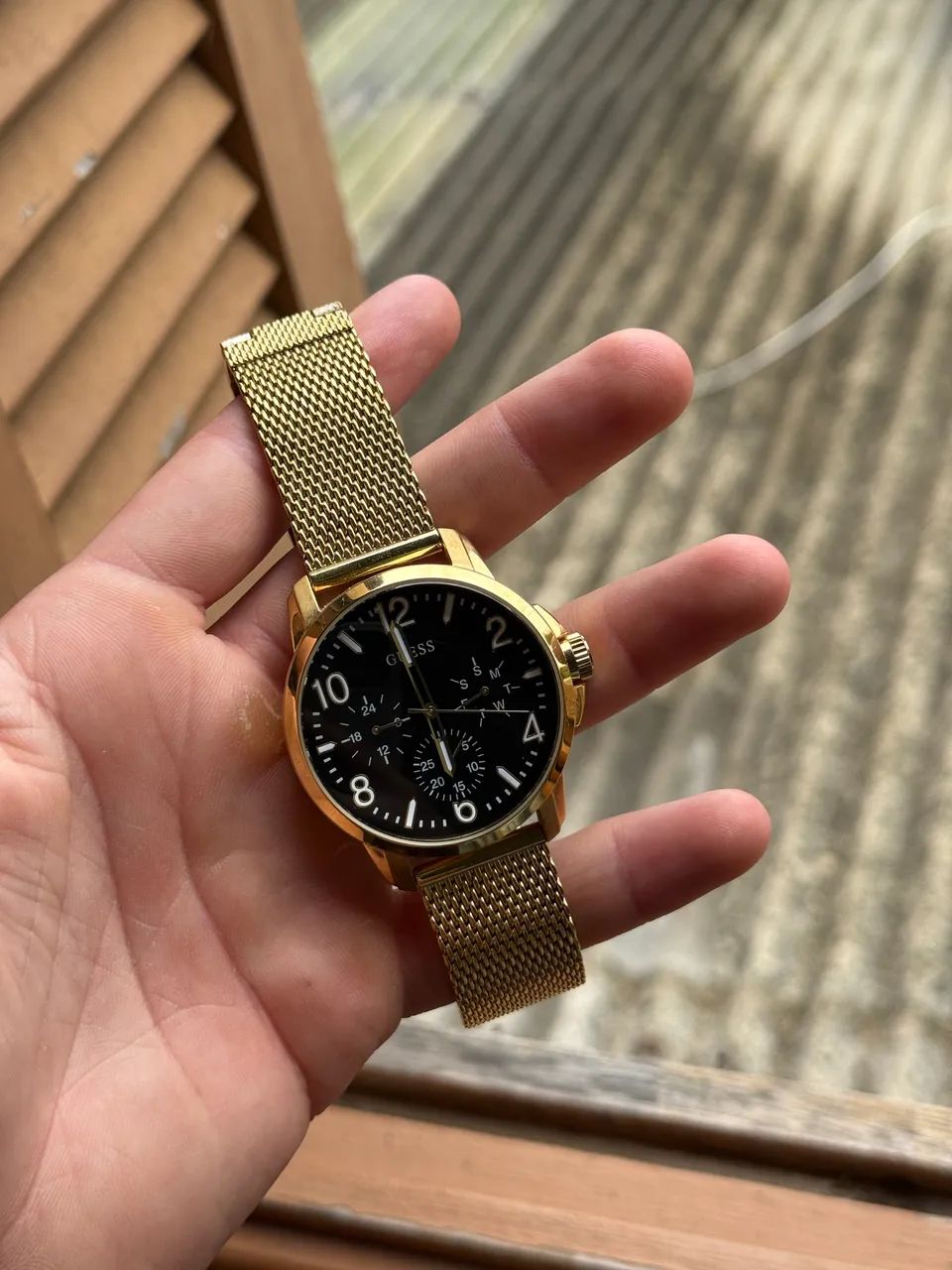 Relógio Guess Dourado