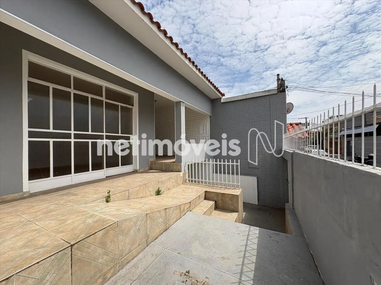 Casa à venda no Renascença!