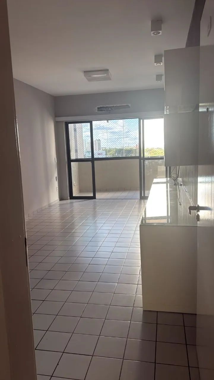 OAluga excelente apartamento.