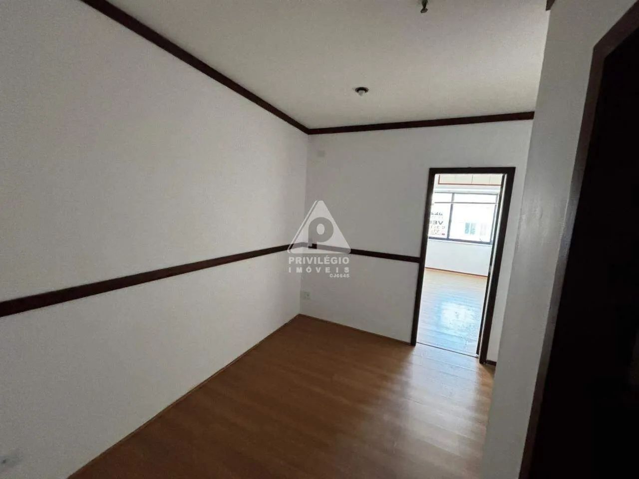 Sala Comercial Frente em Ipanema  34 m², 1 Banheiro, Venda R$ 700.000 - Foto 8