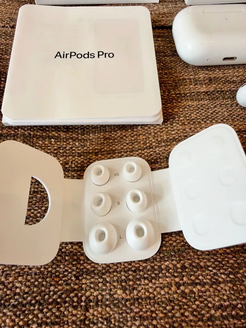 AirPods Pro 2ª Geração Original Apple - Lightning - Completo +