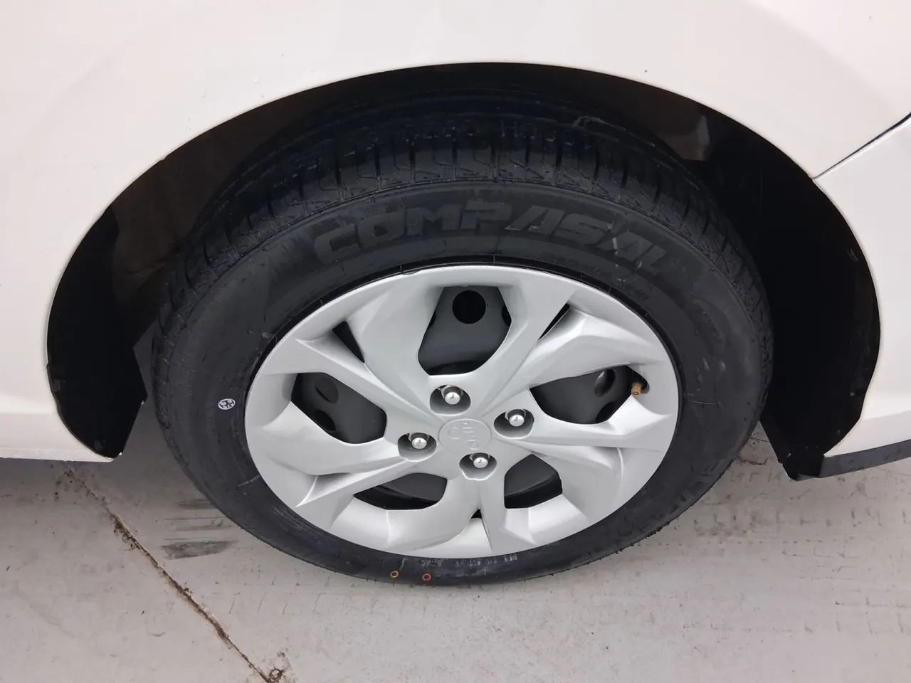 Hyundai HB20 Comfort Plus 1.0 Flex 12V Mec., foto 13 de 18