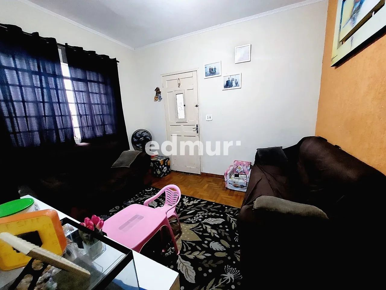 CASA para VENDA com 177m² no bairro Utinga com 4 quartos e 1 vagas. Santo André, SP