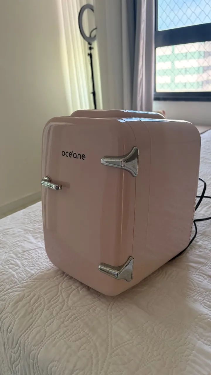 Mini Geladeira Skincare Océane - Cor Rosa 4L - Foto 2