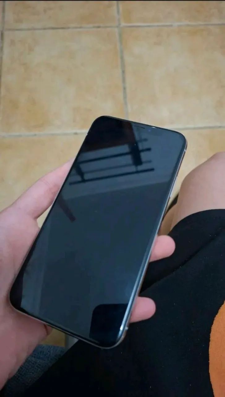 Iphone X 256gb troco em iphone maior com volta - Foto 4