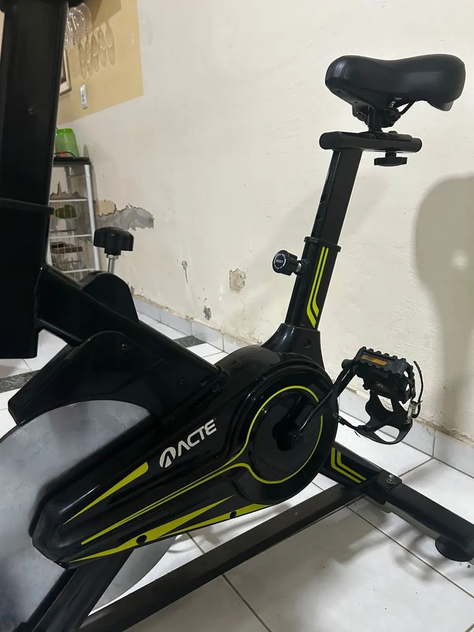 Bicicleta ergométrica marca Acte - Foto 2