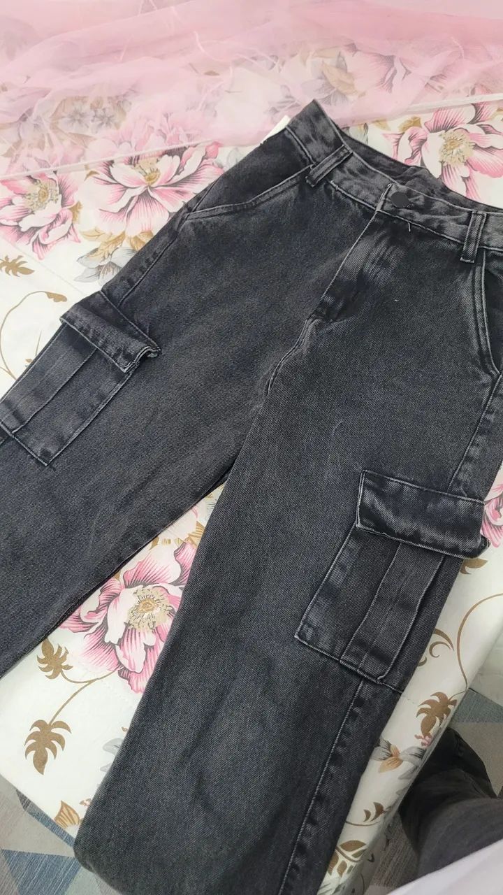 Calça cargo preta 38, nunca usada! - Foto 2