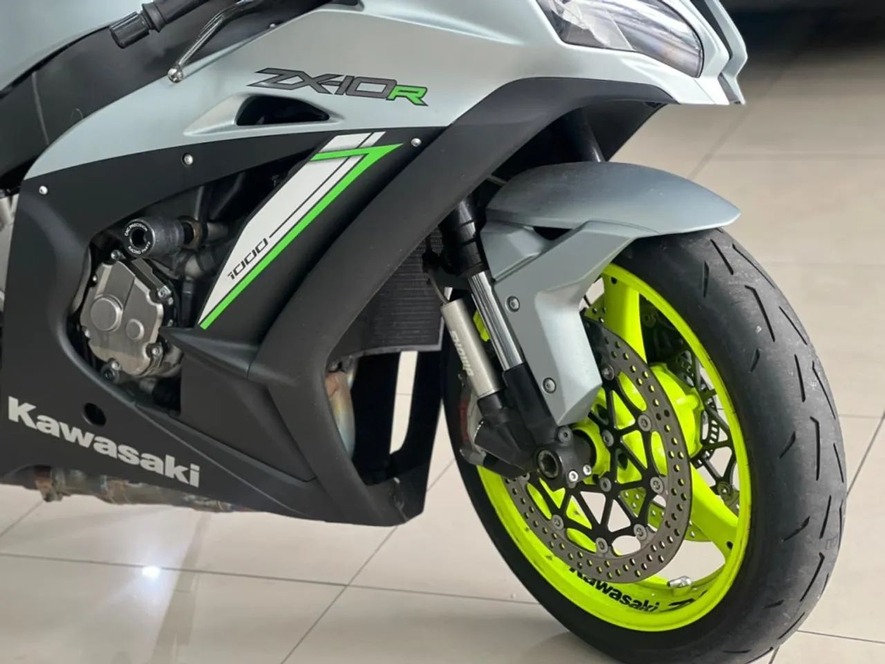 Kawasaki Zx-10/ Zx-10r 1000cc 2019 - 1503902469 | OLX