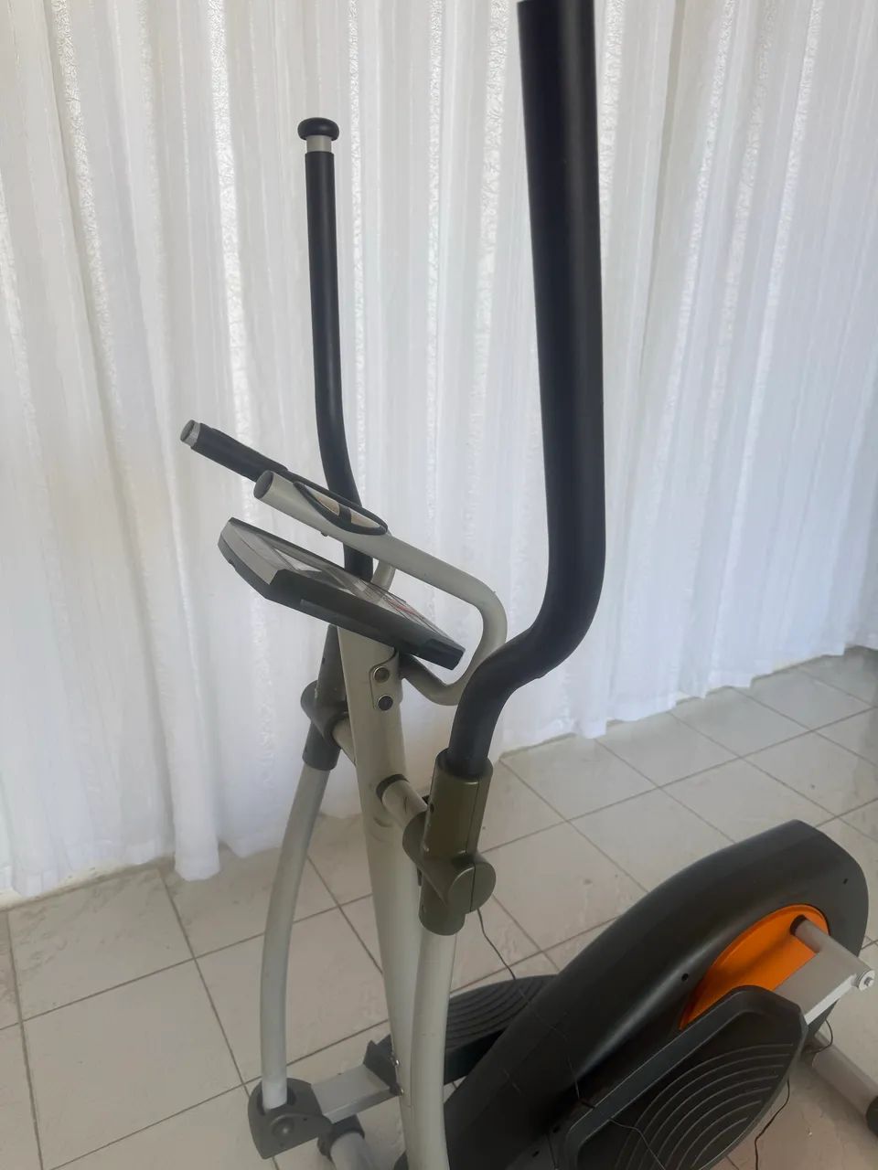 Elíptico Athletic / o mais Moderno!!!!! - Foto 3