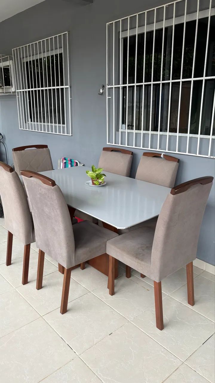 Mesa 6 cadeiras 