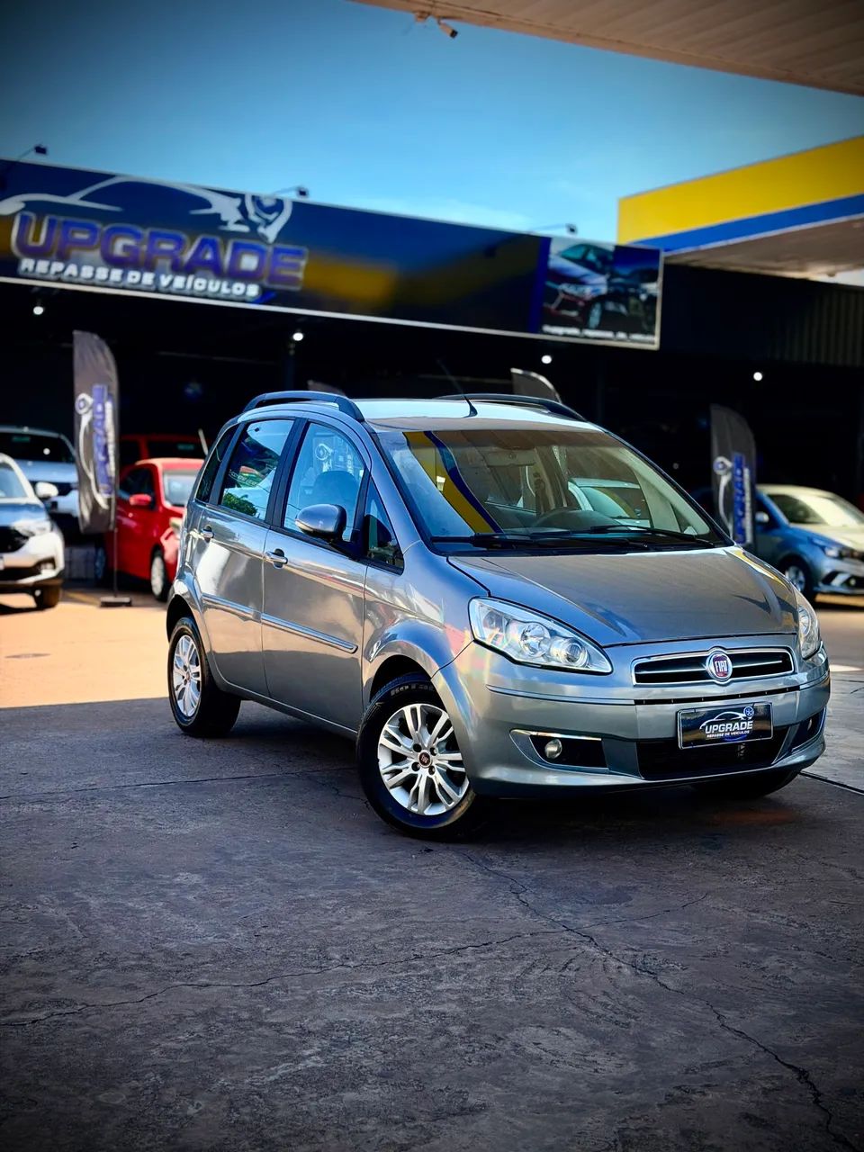 Fiat Idea Attractive 1.4 Fire Flex 8V 5P 2015 - Foto 3