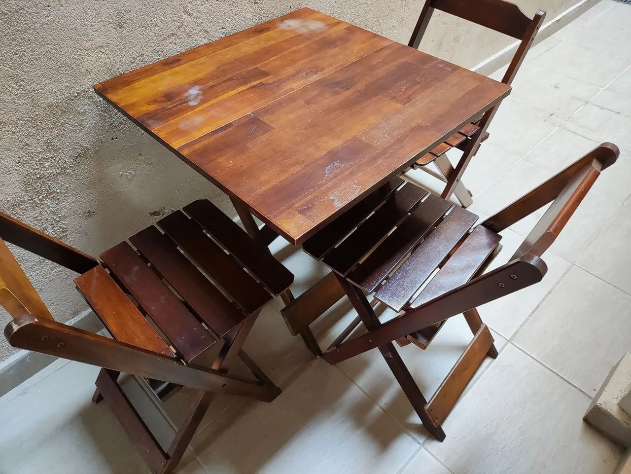 Mesa com 4 cadeiras  - Foto 2