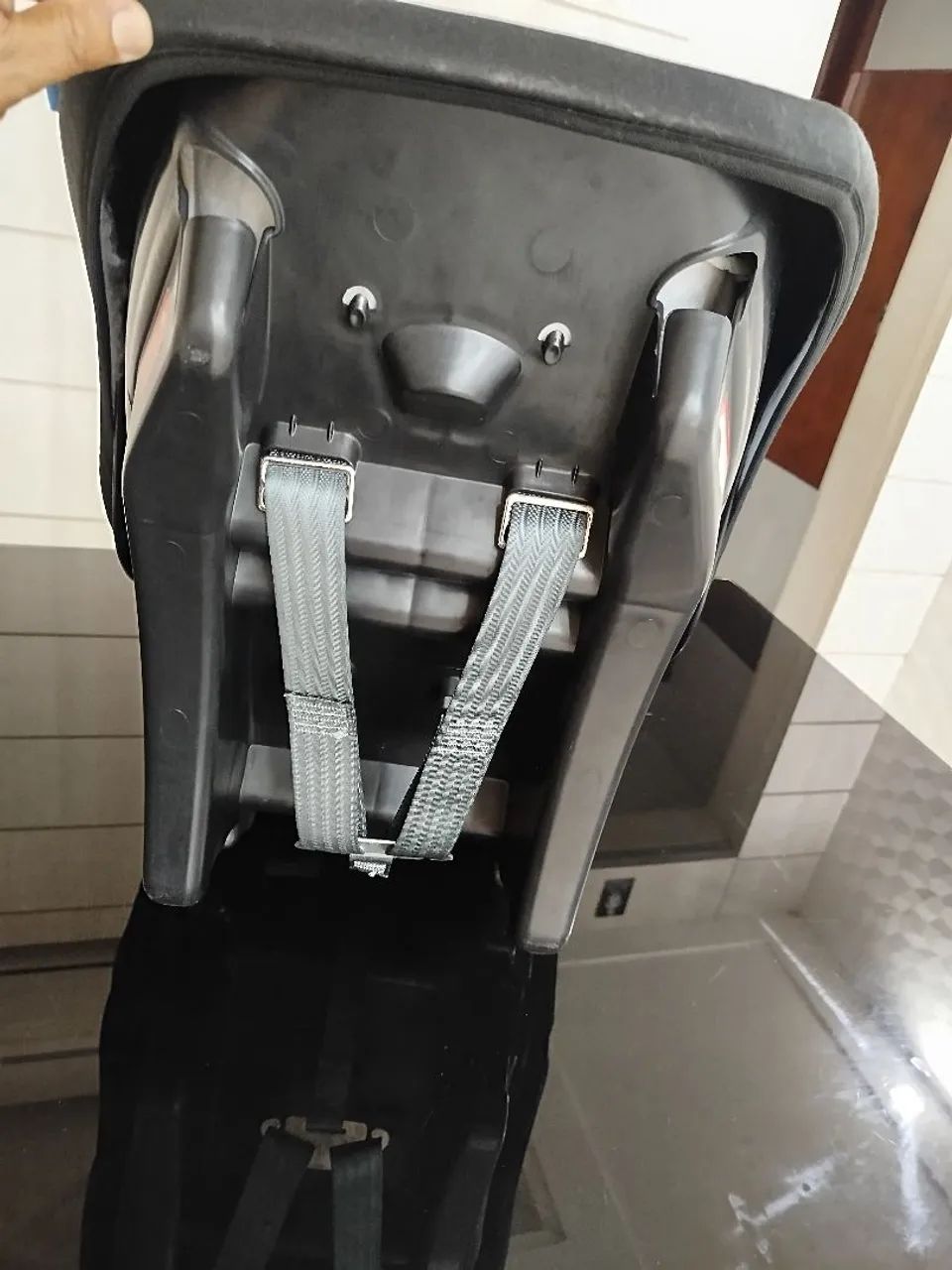 Vendo cadeira para criança.