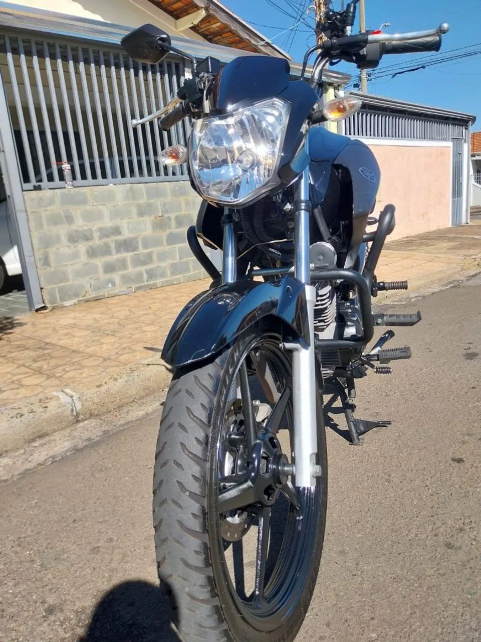 Moto YAMAHA 2024 - Foto 3