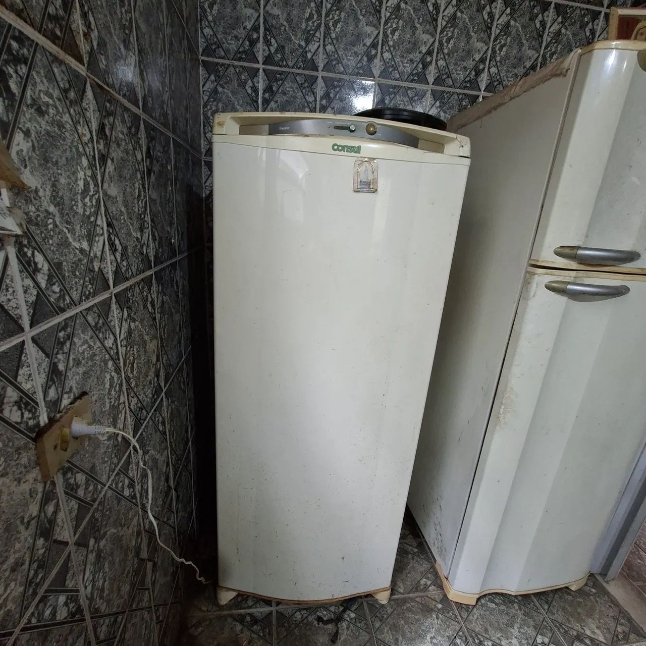Vende-se freezer vertical  - Foto 2