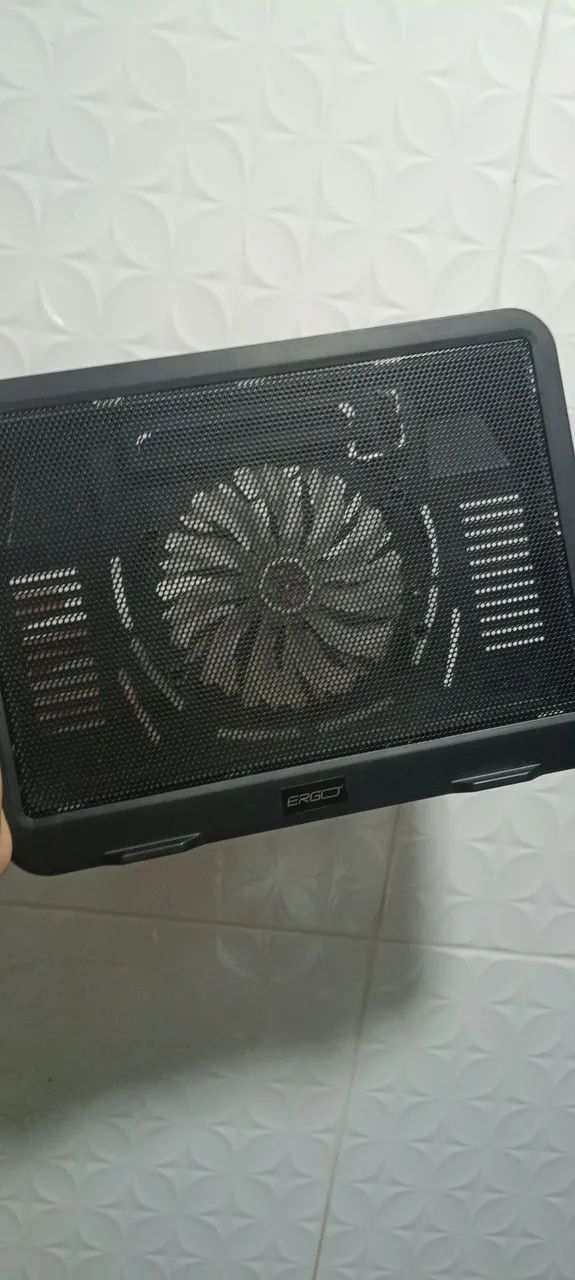 Vendo suporte para notebook com COOLER