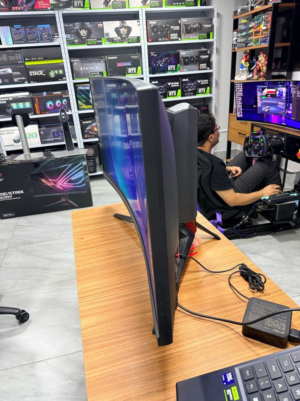 MONITOR 35 ROG STRIX CURVO 3440x1440 - Foto 3