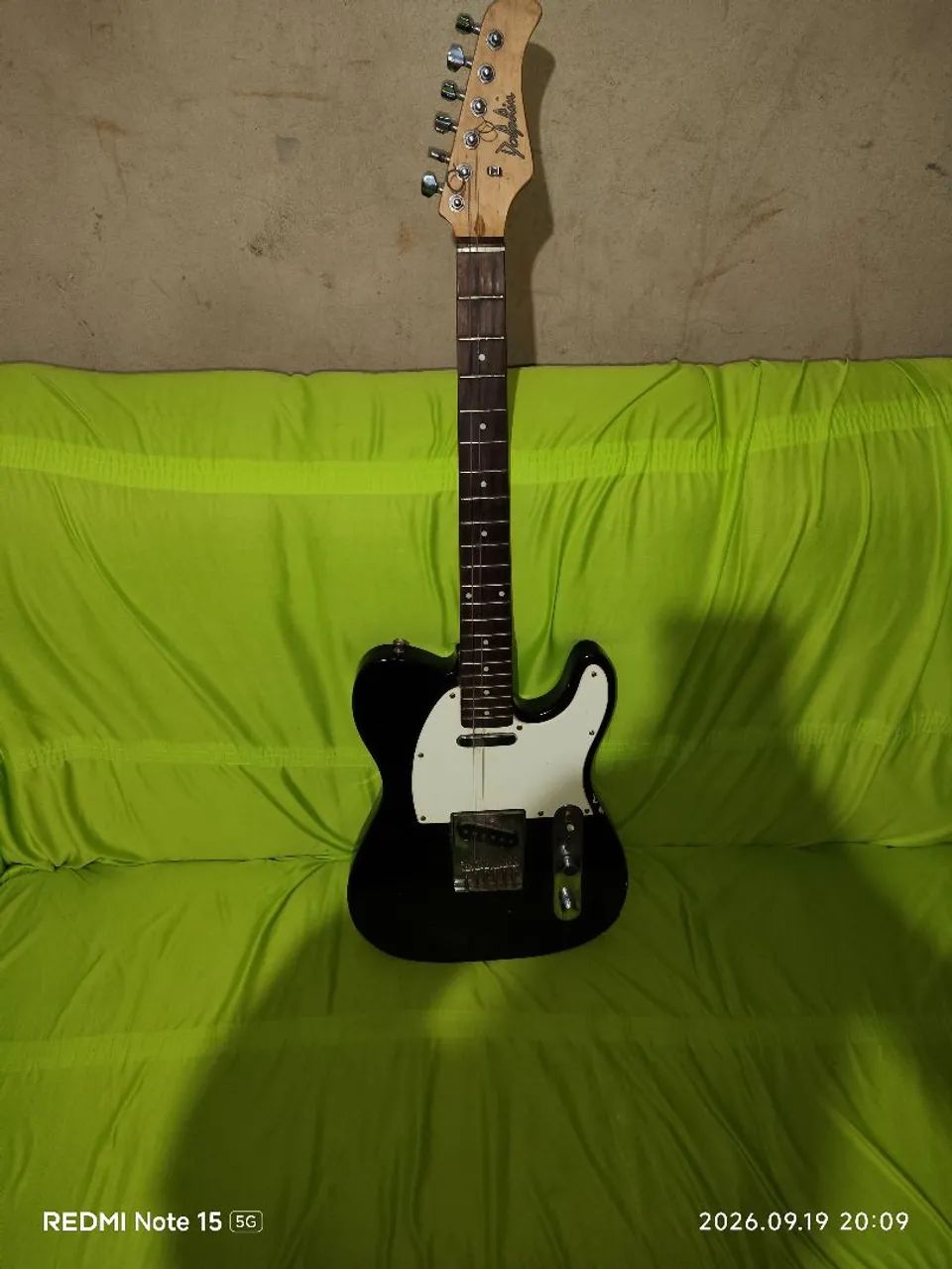 Vendo guitarra Telecaster  - Foto 3