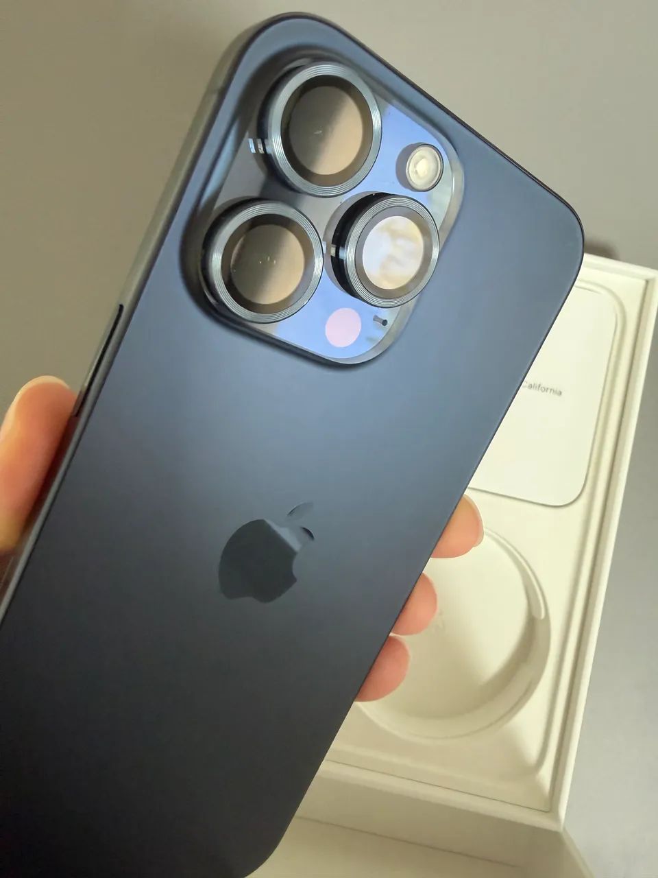 Iphone 15 Pro Max  - Foto 4
