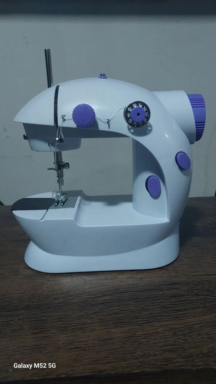 Máquina de costura  - Foto 2
