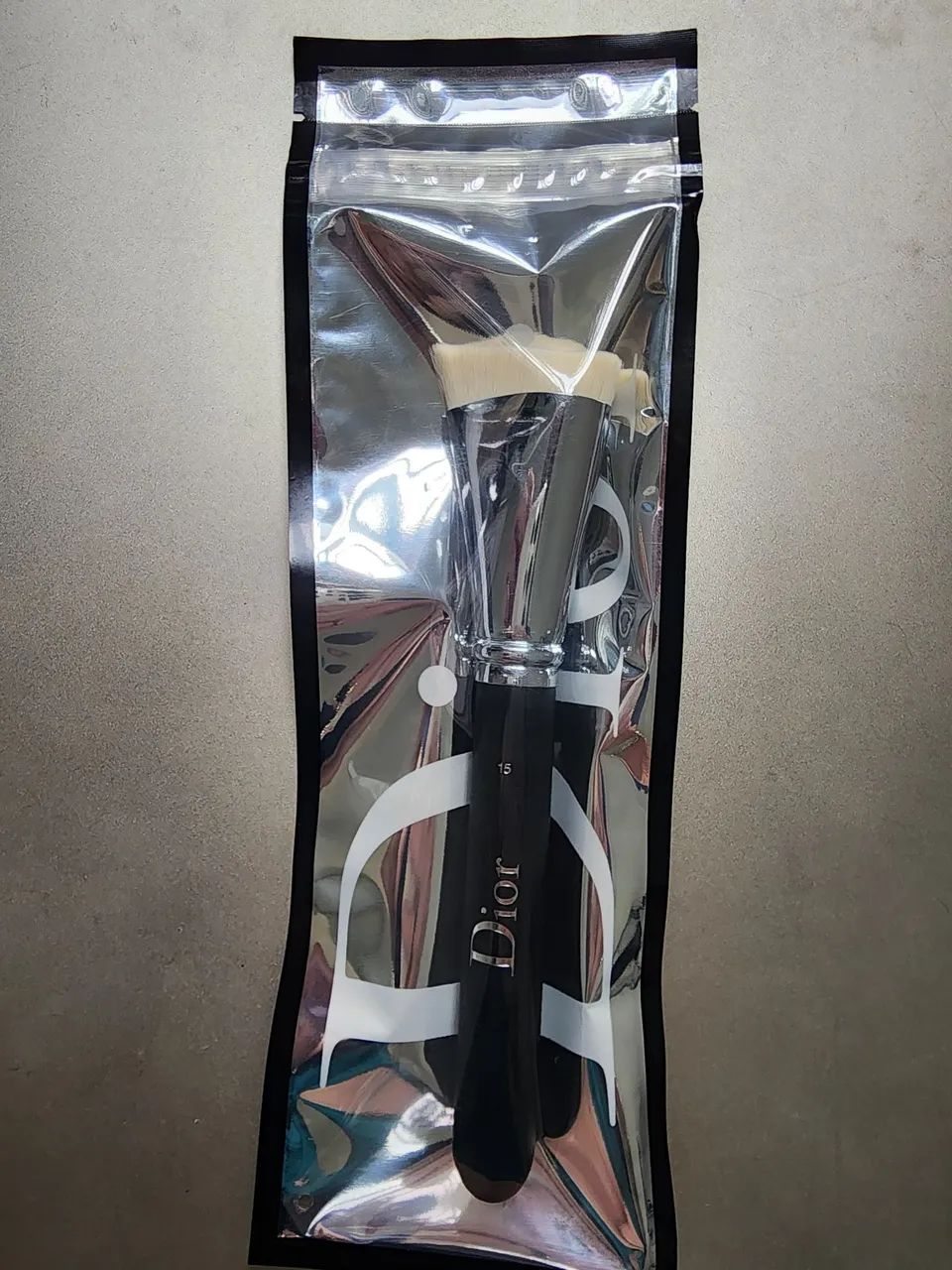 Vendo pincel maquiagem Dior n.15