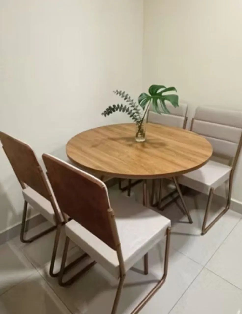 Mesa 4 cadeiras  - Foto 2