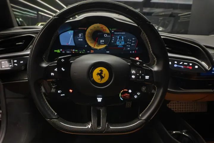 Ferrari SF 90 STRADALE 4.0 V8 Bi-Turbo (Híbrido), foto 4 de 18