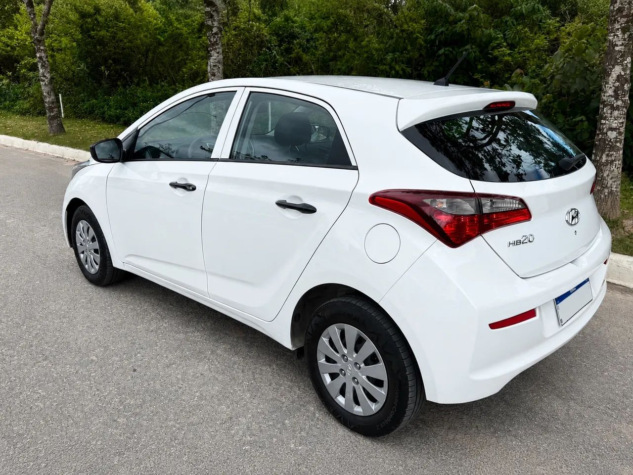 Hyundai HB20 Unique 1.0 Flex 12V Mec. 2019 - Foto 5