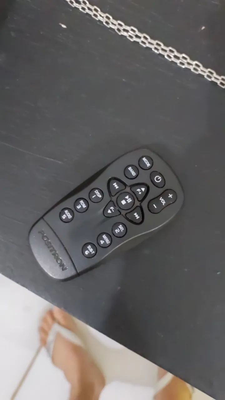 Multimídia semi novo, ainda tem a película. 