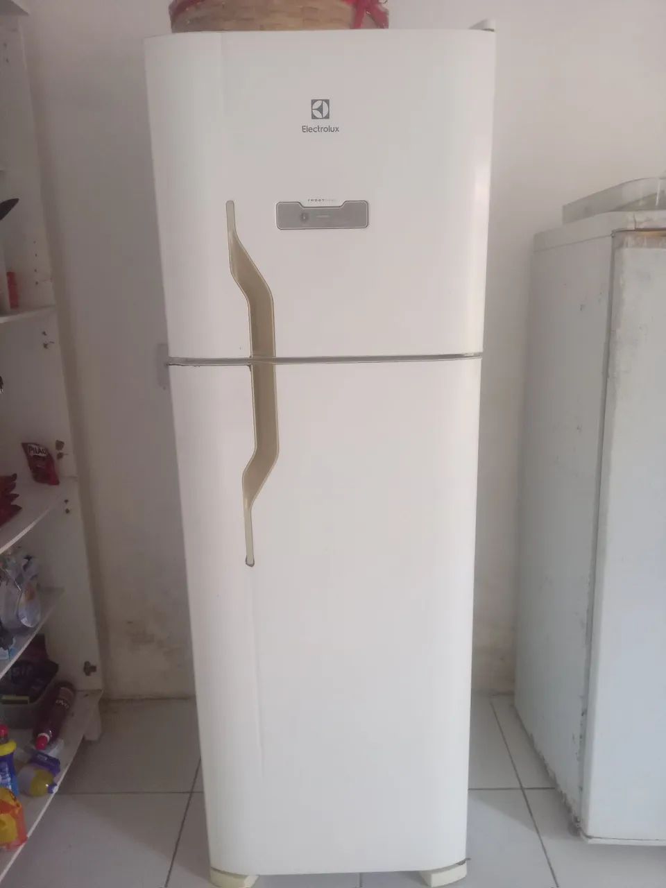 Geladeira eletrolux defeito 