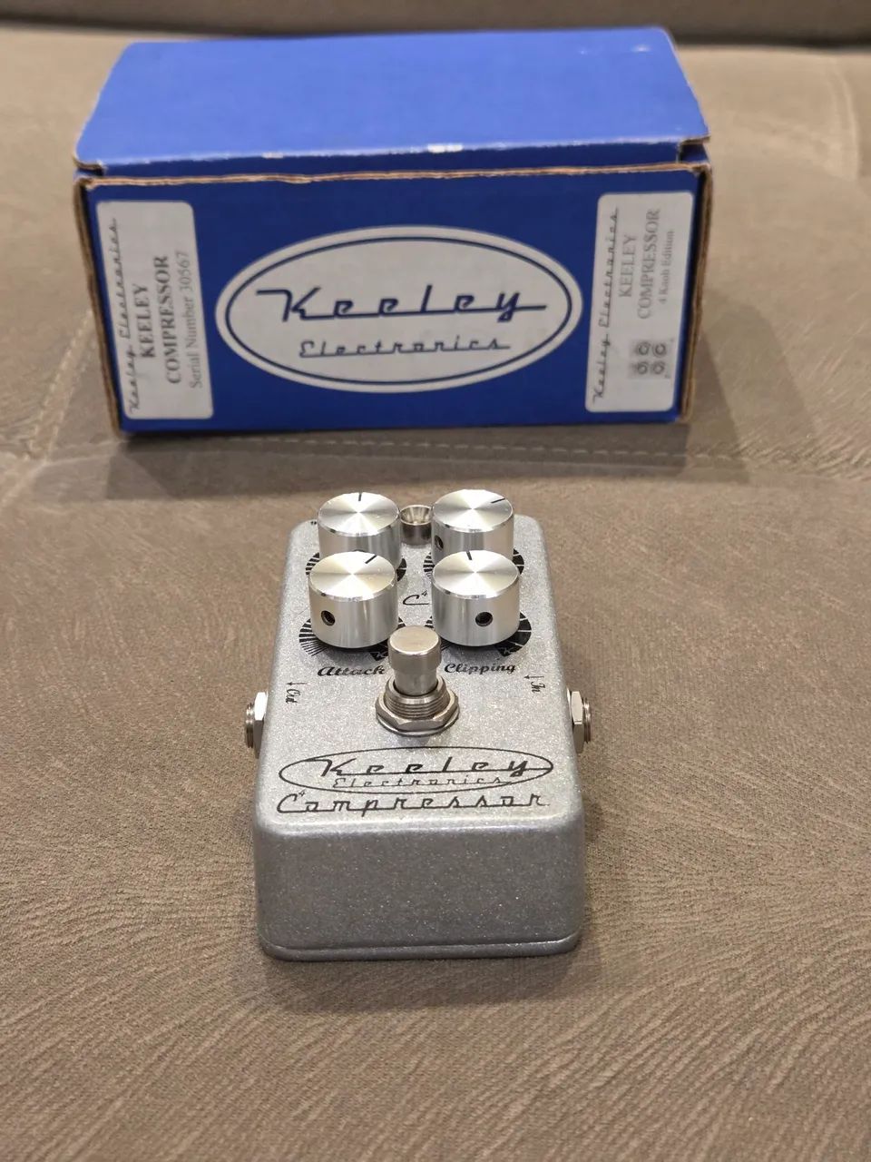 Keeley compressor tahara期 Pedal de efeito Keeley Electronics Compressor Plus preto