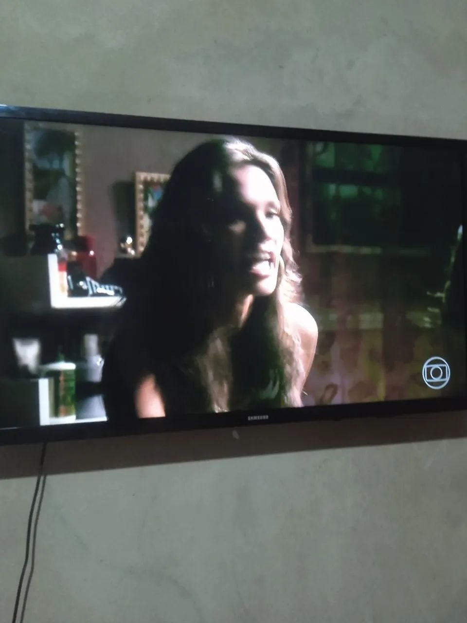 Vende-se uma tv smart Samsung seminova - Foto 2