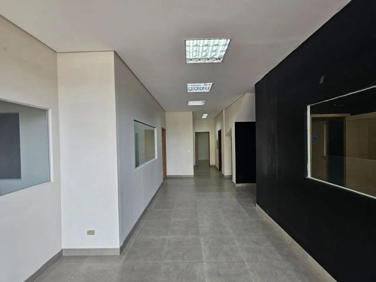 LOCAÇÃO | Galpão/Barracão, com 5 quartos em Zona 05, Maringá - Foto 4