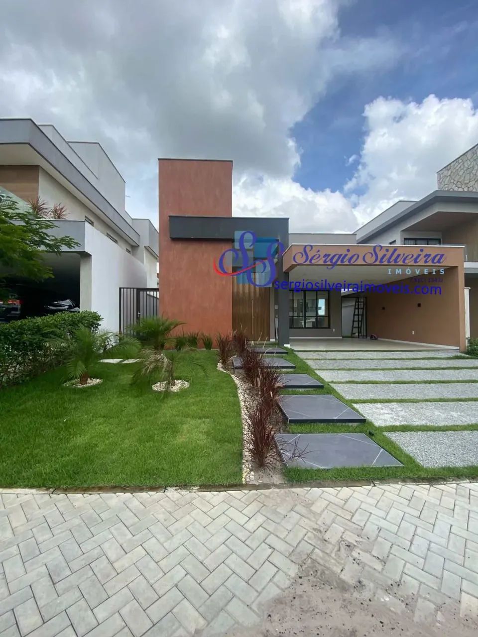 Belíssima casa com 3 suítes na Cidade Alpha - Foto 4