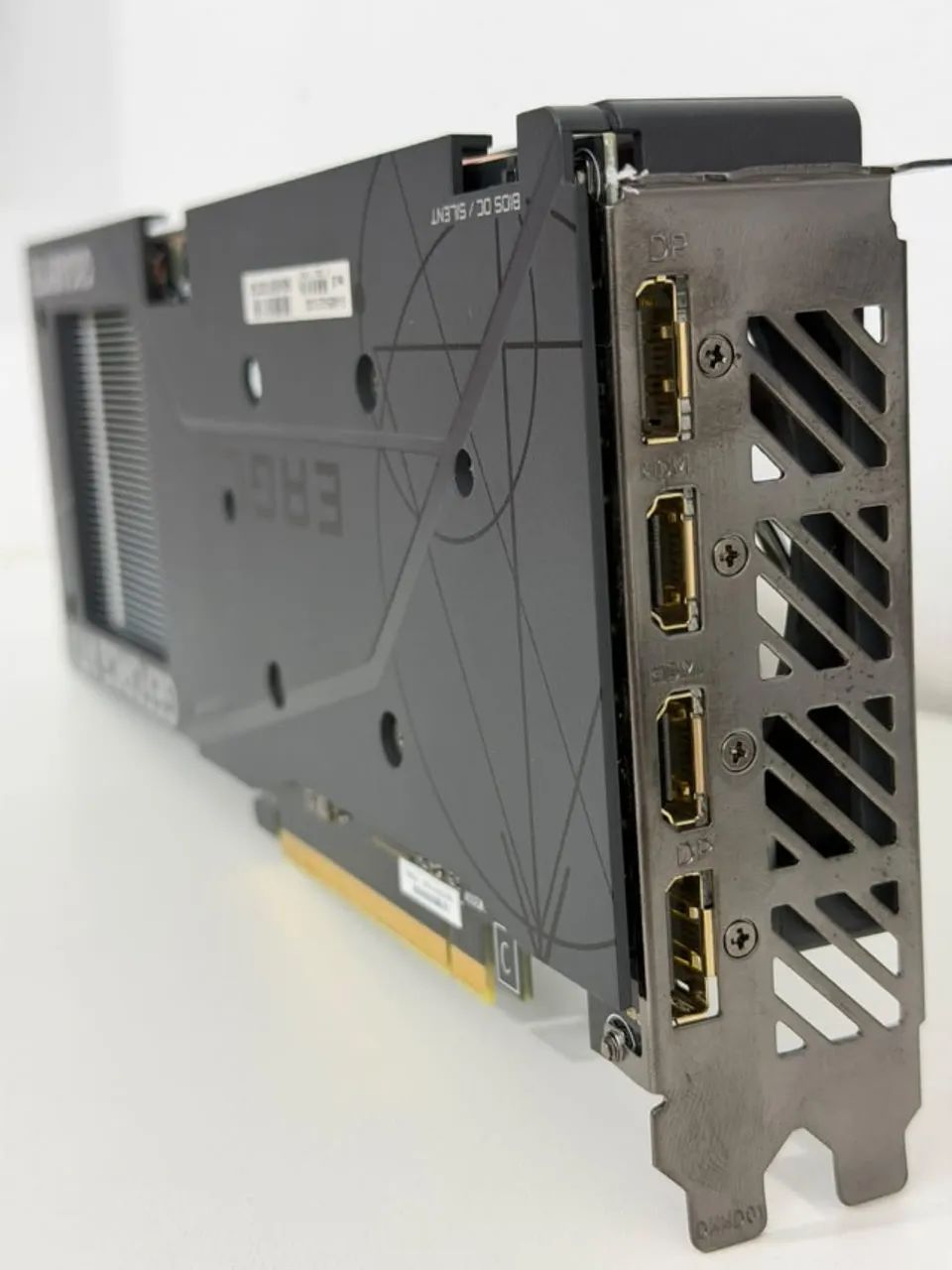 RTX 4060 8Gb Gigabyte 3x  - Foto 3