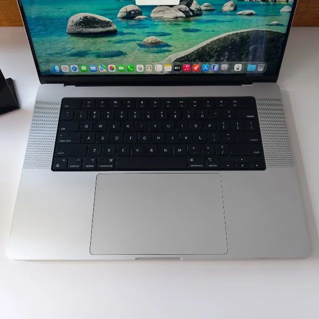 【未使用】MacBook Pro 16 M1 Max 64GB 1TB シルバー MACBOOK PRO 16 M1 MAX 64GB, 1TB - 113 CICLOS - SILVER - Notebooks