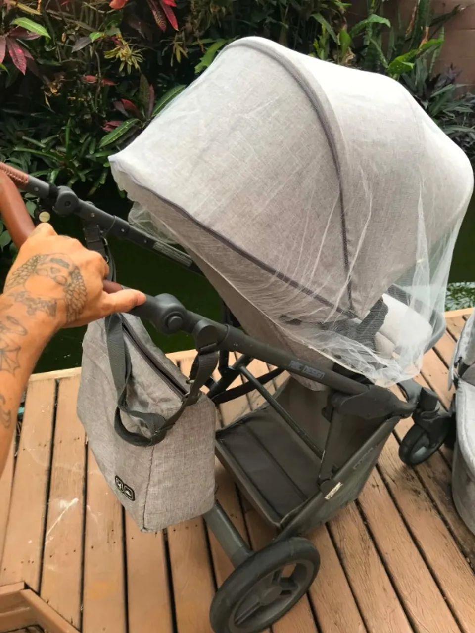 Carrinho De Bebê ABC Design Como 4 Trio Com Moisés E Bolsa - Foto 3