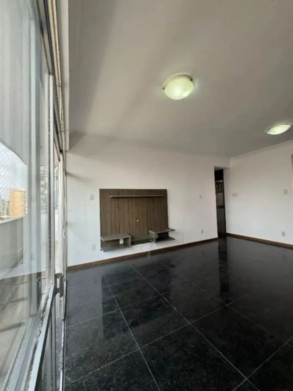 Edifício Antares - 165m², 3 Quartos, sendo 1 suíte e 2 Vagas de garagem - 1 por andar - Foto 3