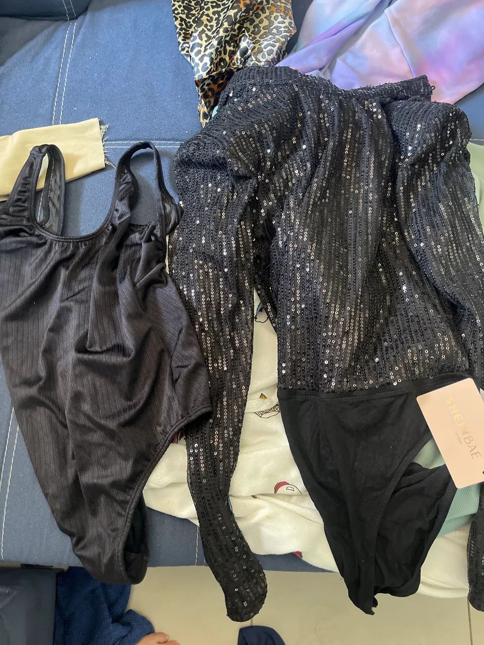 Casacos e bodies UNIDADE (Forever 21, shein e etc) - Foto 3