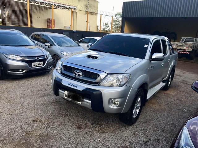 Toyota HILUX SRV 4x4 diesel automática
