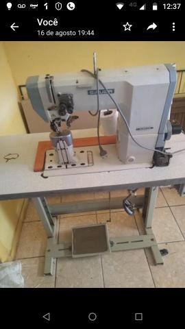 Máquina de costura duas agulhas
