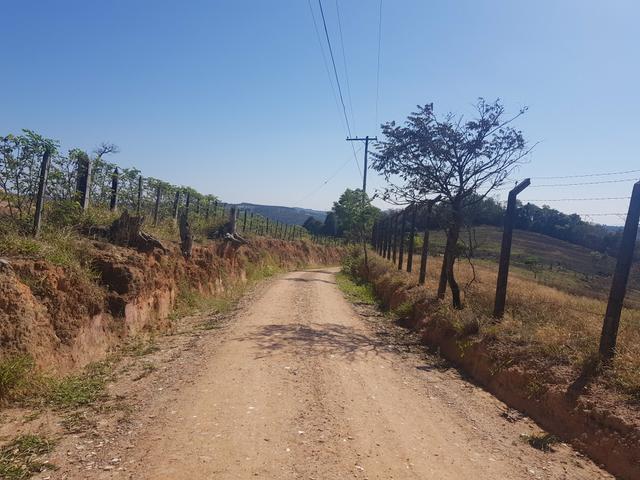 Sitio de 20.000 Metros entre Atibaia e Jarinu R$ 130.000 - Foto 3