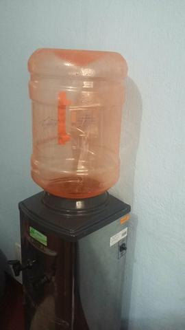 Bebedouro de galão em inox - Foto 5