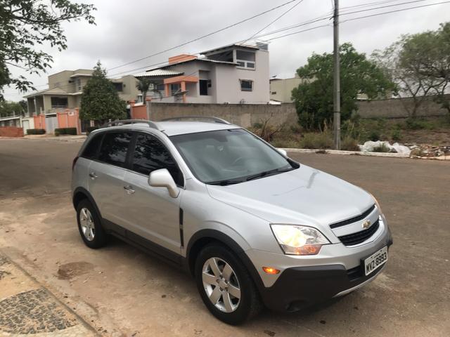 Vendo GM Captiva prata 2010/11, completíssima, muito conservada - Foto 16