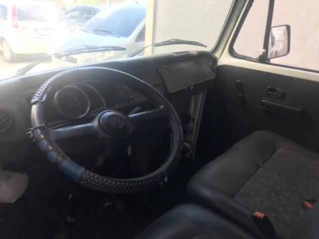 Volkswagen Kombi Único Dono - Foto 6