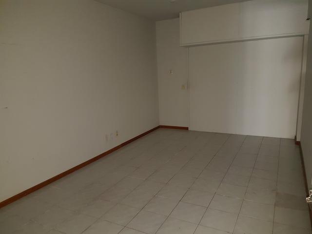 Lojao 200 m2 com 02 vgs. na av.adalberto simao nader prox.novo aeroporto de vitoria - Foto 2