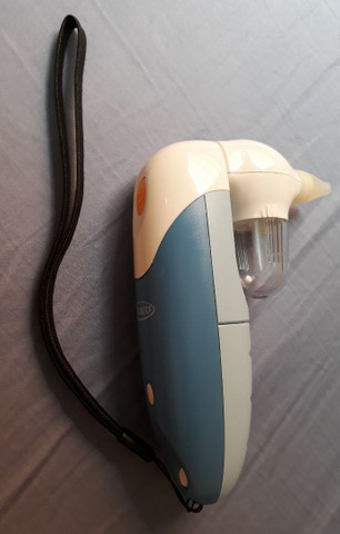 Aspirador nasal elétrico