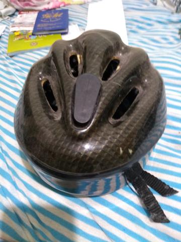 Vendo capacete ciclista infantil