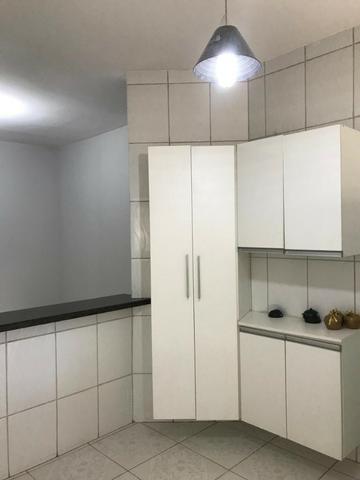 Casa 3 quartos, aceita troca em carro - Foto 2
