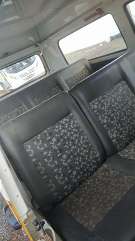 Vende-se Kombi 2011/12 - Foto 2